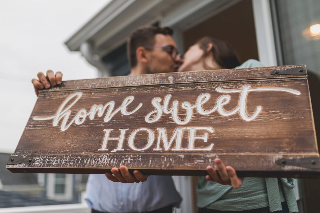 Military family exploring VA homeownership options